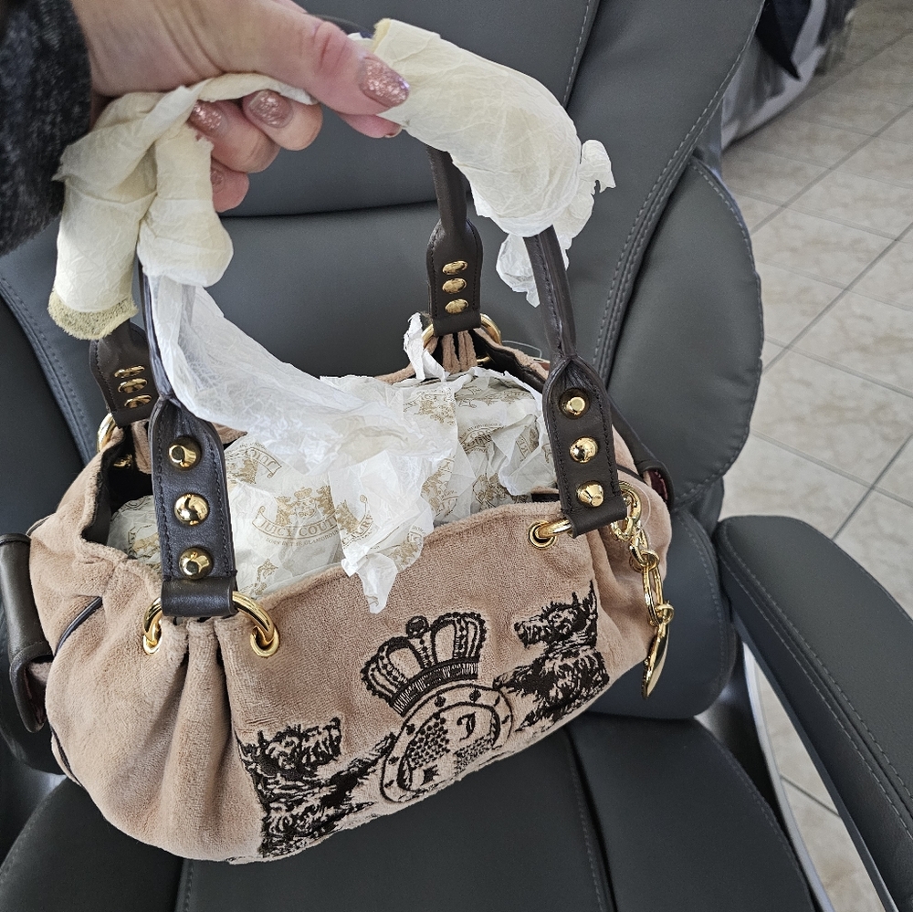 Juicy Couture SOLD